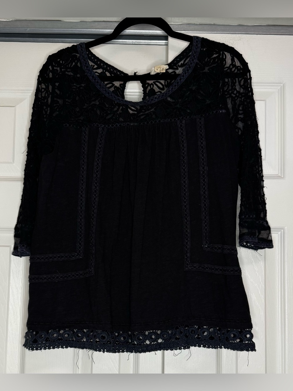 Meadow Rue by Anthropologie Black Lace Sleeve Blouse - Size M - Picture 2 of 5